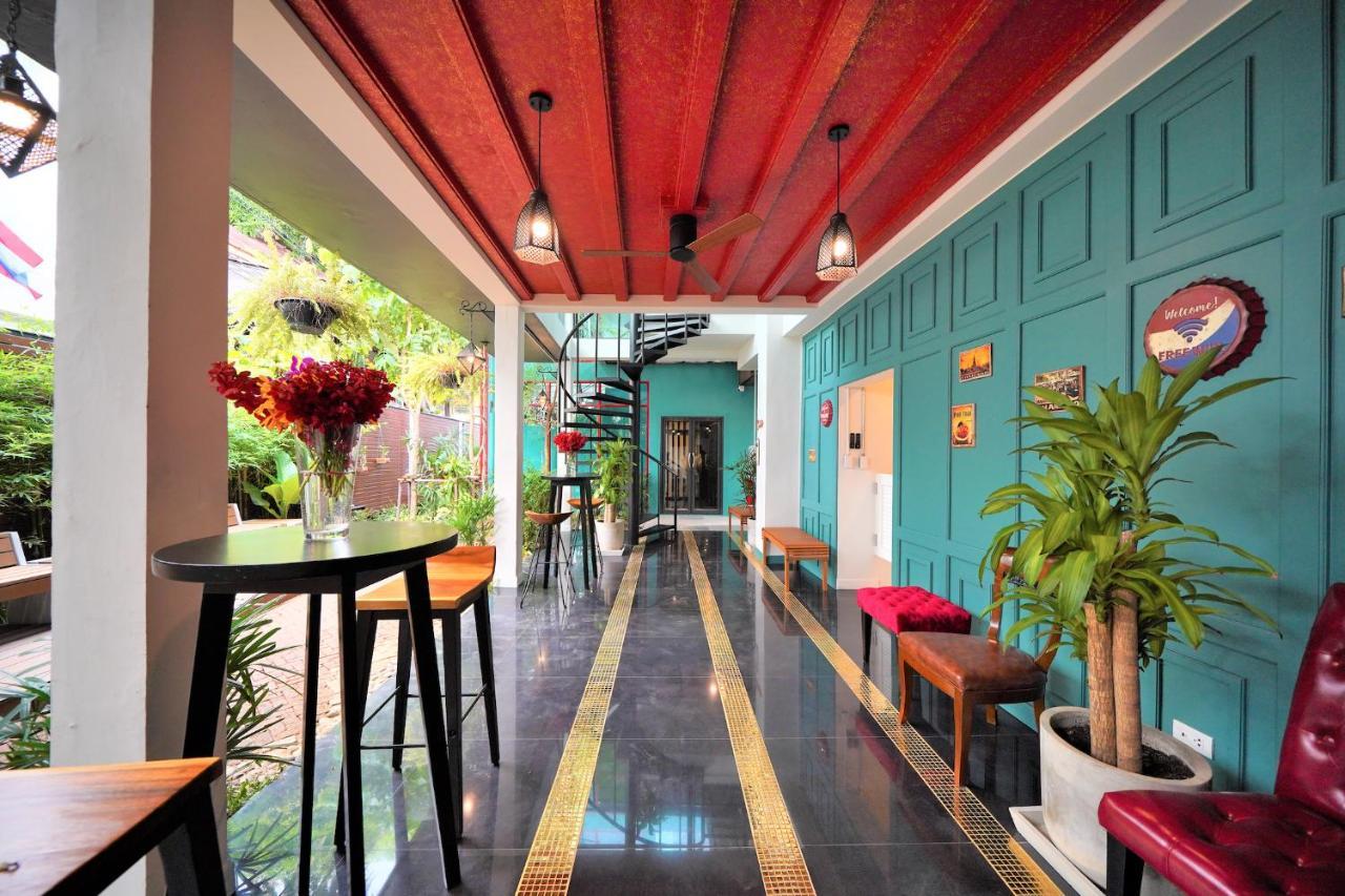 Red Door Heritage Hotel Бангкок Экстерьер фото